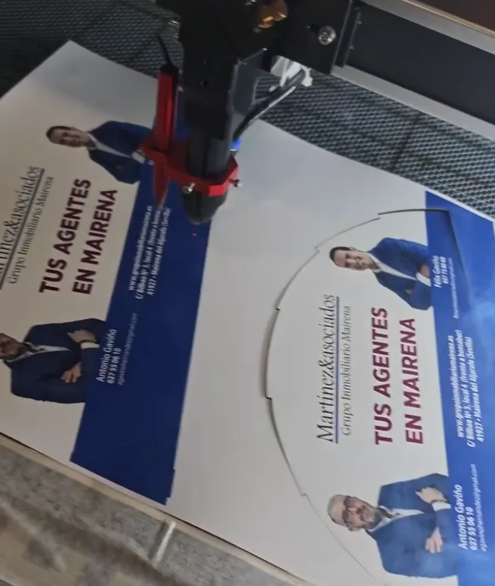 Trabajo de corte láser en el proceso de fabricación